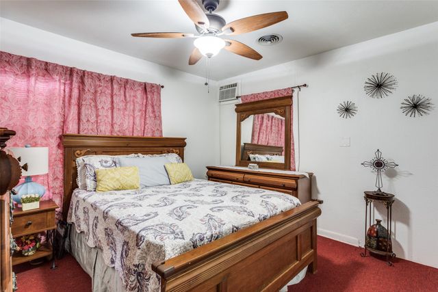 2210 24th Street, Fort Worth, TX 76164