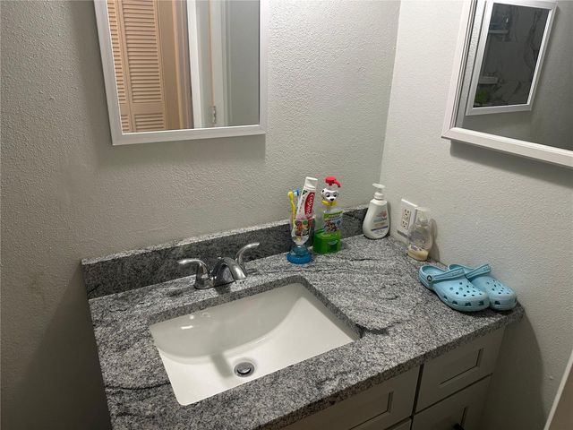 6201-6205 DRAW LANE, Sarasota, FL 34238