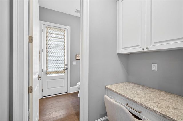 6509 Snug Harbor Court, Flowery Branch, GA 30542