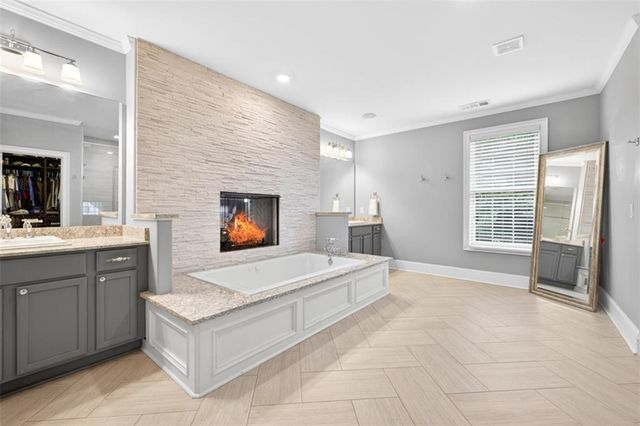 6509 Snug Harbor Court, Flowery Branch, GA 30542