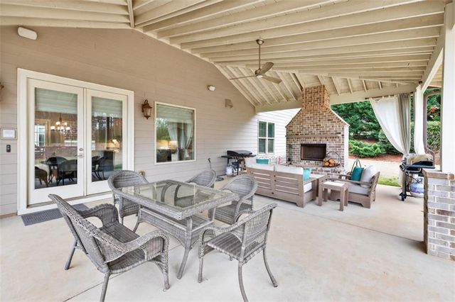 6509 Snug Harbor Court, Flowery Branch, GA 30542