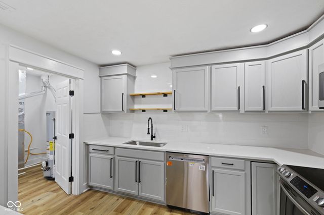 1912 E 66th Street, Indianapolis, IN 46220