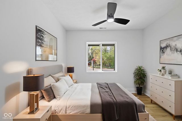 1912 E 66th Street, Indianapolis, IN 46220