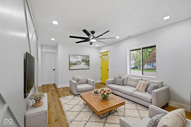 1912 E 66th Street, Indianapolis, IN 46220