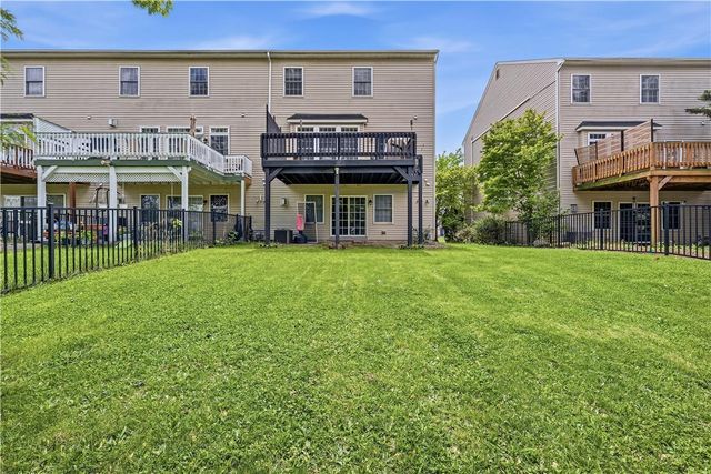 261 Patterson Walk, Forks Twp, PA 18040