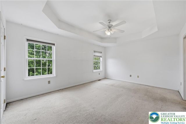 261 Patterson Walk, Forks Twp, PA 18040