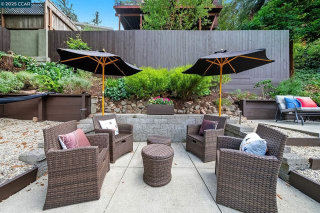 50 Brookwood Rd, Orinda, CA 94563