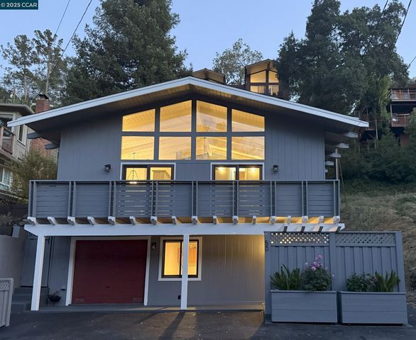 50 Brookwood Rd, Orinda, CA 94563