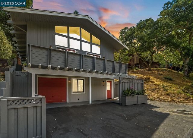 50 Brookwood Rd, Orinda, CA 94563