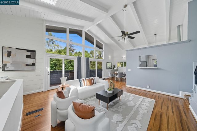 50 Brookwood Rd, Orinda, CA 94563