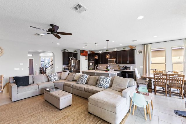 1213 FOUNTAIN COIN LOOP, Orlando, FL 32828