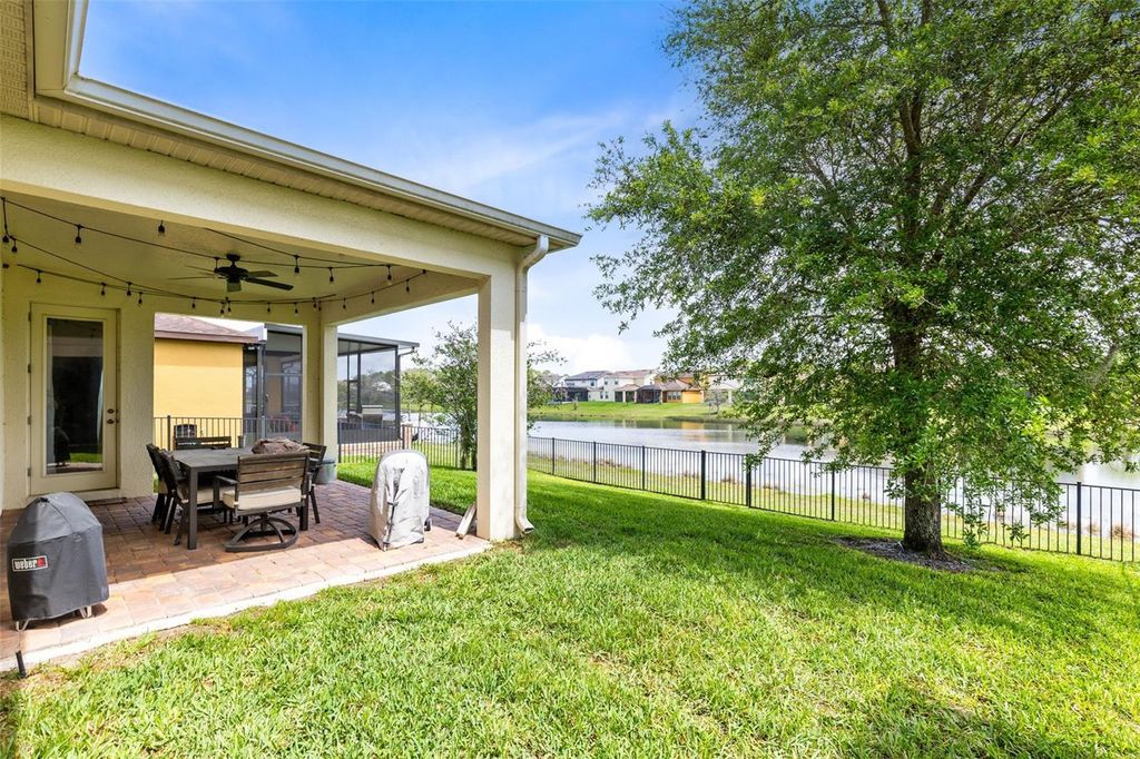 Image 25 of property listing at 1213 FOUNTAIN COIN LOOP, Orlando, FL 32828