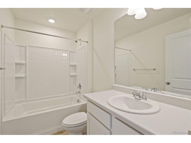 9877 Danube Ct, Commerce City, CO 80022