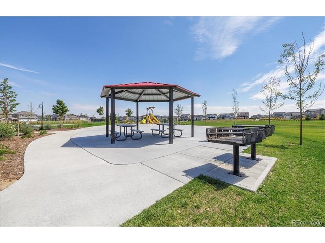 9877 Danube Ct, Commerce City, CO 80022