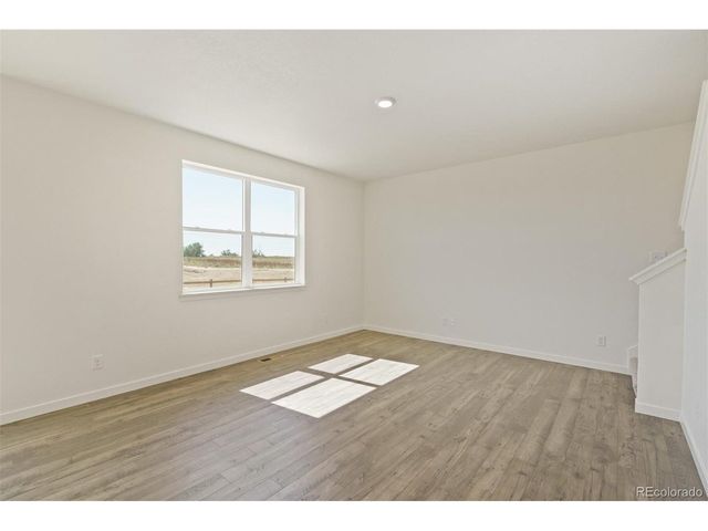 9877 Danube Ct, Commerce City, CO 80022