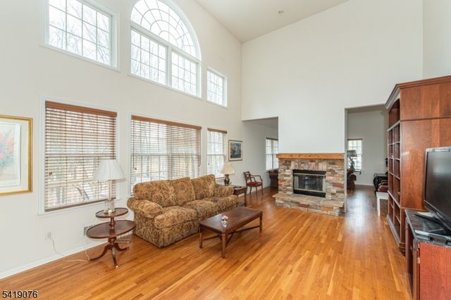 1240 S Beverwyck Rd, Parsippany-troy Hills Twp., NJ 07054