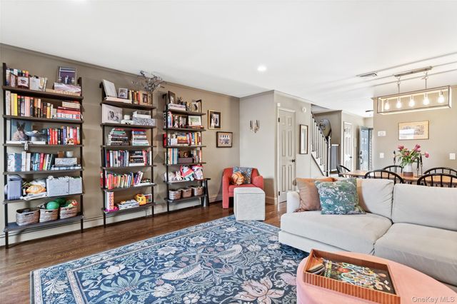 7 Lisa Court, Dobbs Ferry, NY 10522