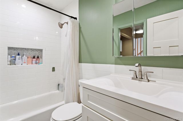 7 Lisa Court, Dobbs Ferry, NY 10522