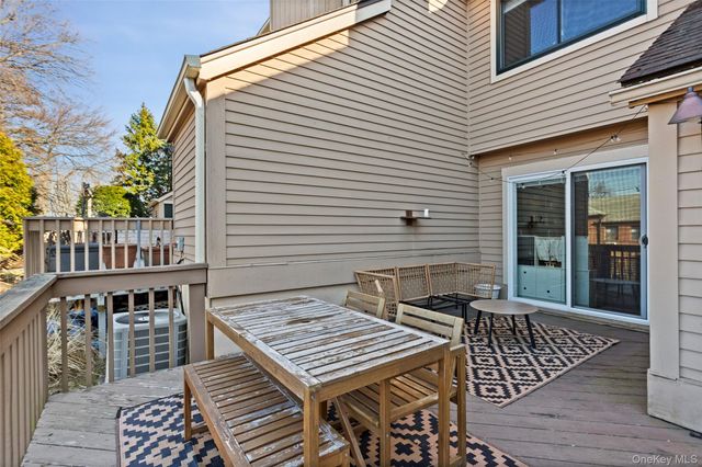 7 Lisa Court, Dobbs Ferry, NY 10522