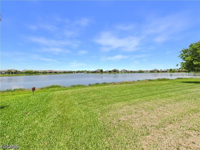3420 Cancun CT, Cape Coral, FL 33909