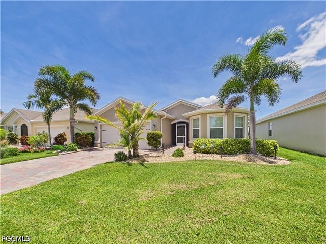 3420 Cancun CT, Cape Coral, FL 33909