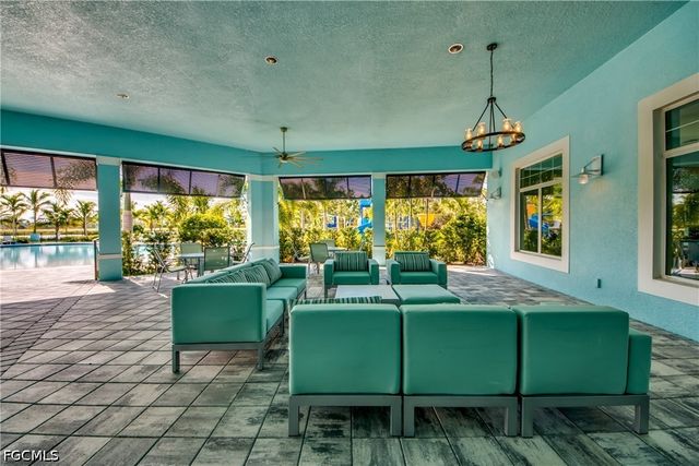 3420 Cancun CT, Cape Coral, FL 33909