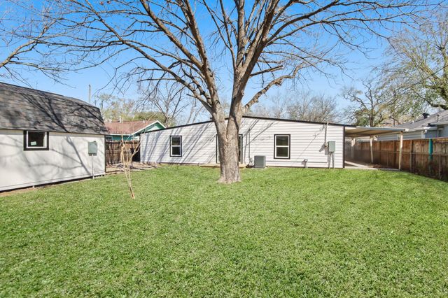 11213 Bannister Lane, Houston, TX 77076