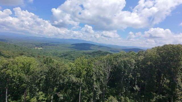 35 High Summit Drive, Talking Rock, GA 30175