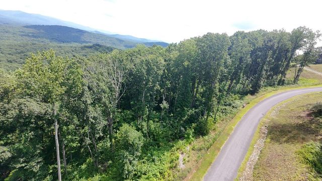 35 High Summit Drive, Talking Rock, GA 30175