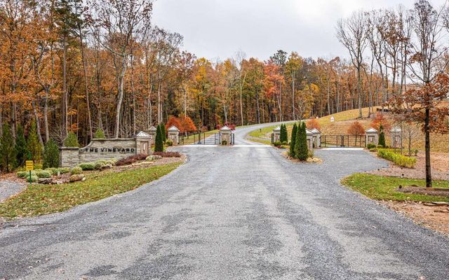 35 High Summit Drive, Talking Rock, GA 30175