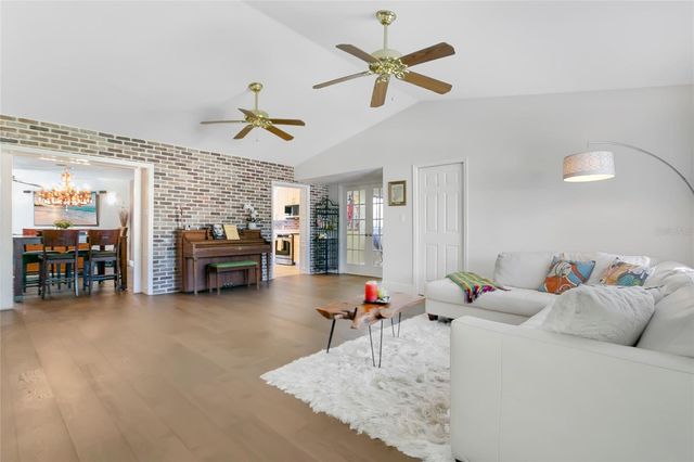 9500 HANDLEY COURT, Orlando, FL 32817