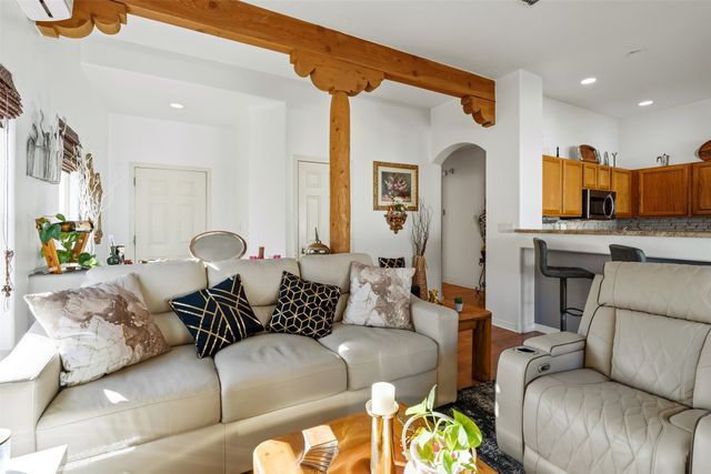 4609 Contenta Ridge, Santa Fe, NM 87507