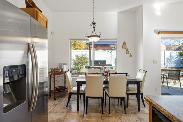 4609 Contenta Ridge, Santa Fe, NM 87507