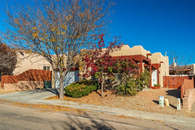 4609 Contenta Ridge, Santa Fe, NM 87507