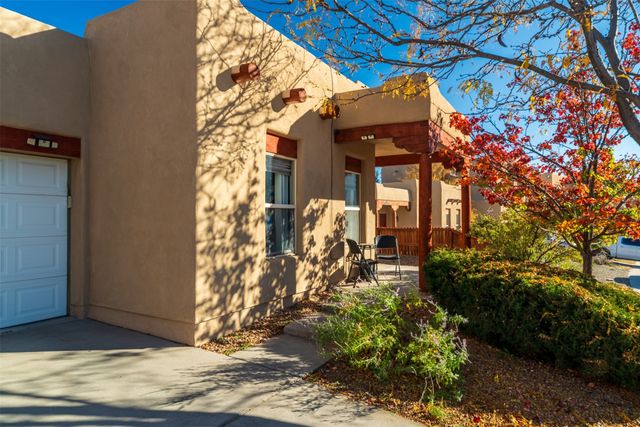 4609 Contenta Ridge, Santa Fe, NM 87507