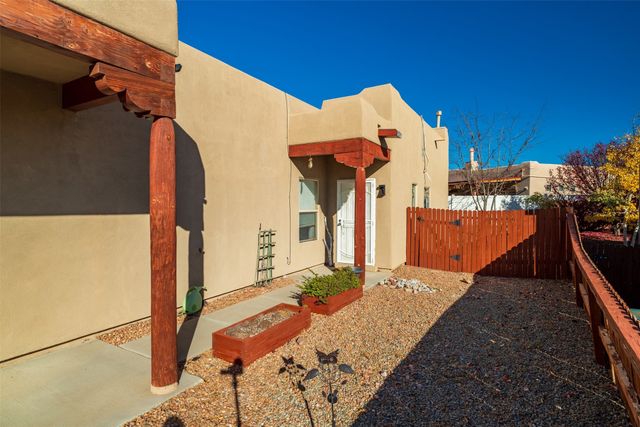 4609 Contenta Ridge, Santa Fe, NM 87507
