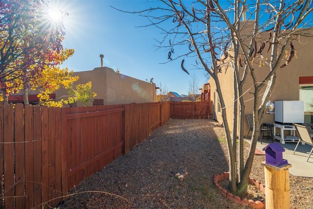 4609 Contenta Ridge, Santa Fe, NM 87507