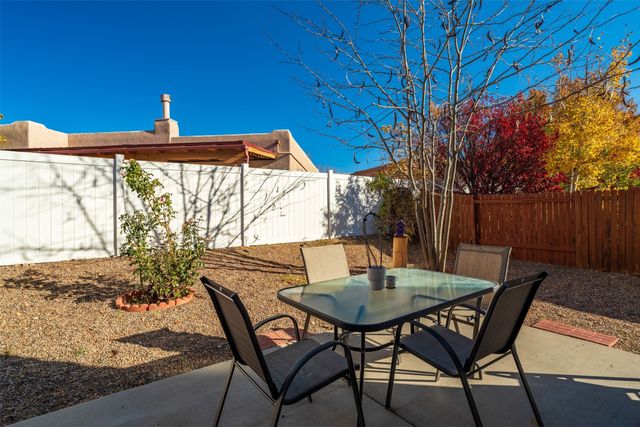 4609 Contenta Ridge, Santa Fe, NM 87507