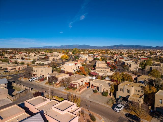 4609 Contenta Ridge, Santa Fe, NM 87507
