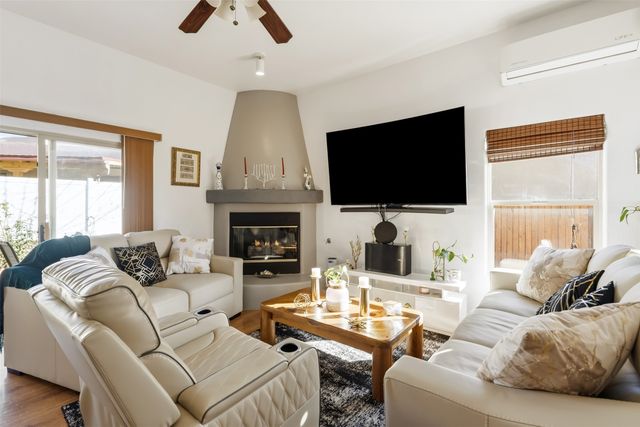 4609 Contenta Ridge, Santa Fe, NM 87507