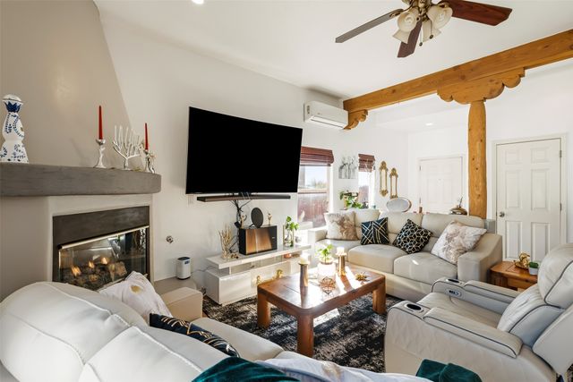 4609 Contenta Ridge, Santa Fe, NM 87507