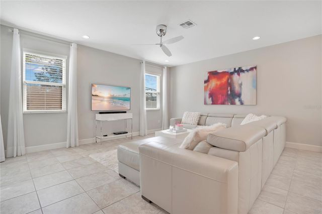 11537 CHATEAUBRIAND AVENUE, Orlando, FL 32836