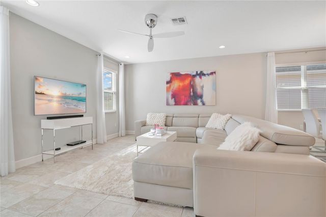 11537 CHATEAUBRIAND AVENUE, Orlando, FL 32836