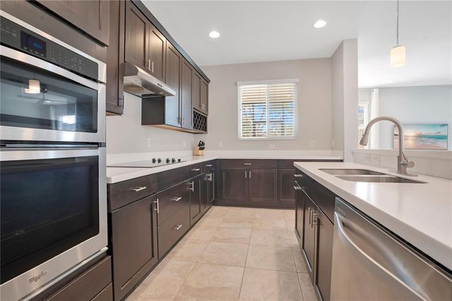 11537 CHATEAUBRIAND AVENUE, Orlando, FL 32836