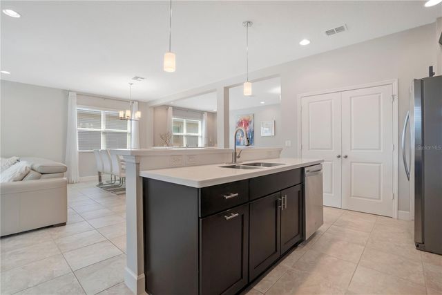 11537 CHATEAUBRIAND AVENUE, Orlando, FL 32836