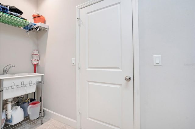 11537 CHATEAUBRIAND AVENUE, Orlando, FL 32836