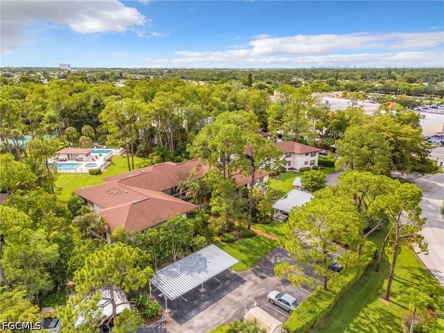 1733 Courtyard WAY B205, Naples, FL 34112