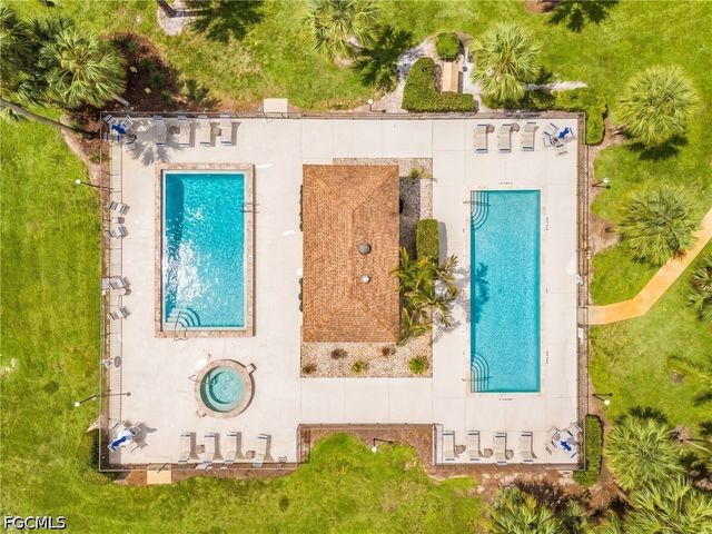 1733 Courtyard WAY B205, Naples, FL 34112