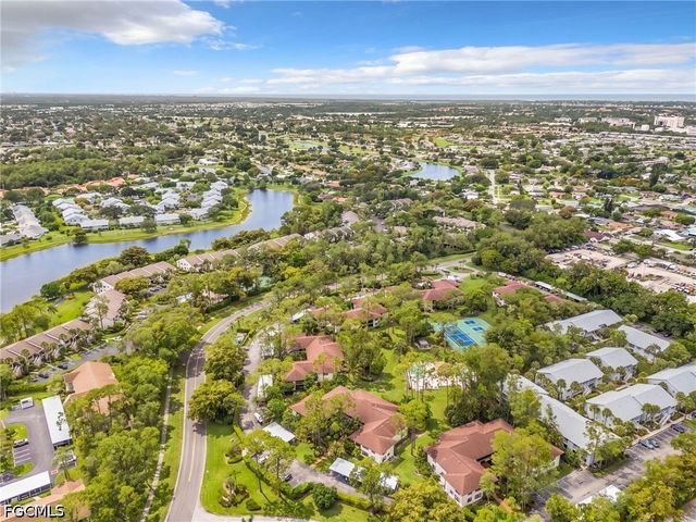 1733 Courtyard WAY B205, Naples, FL 34112