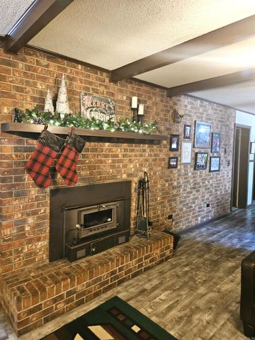 212 Young Road, Nashville, AR 71852